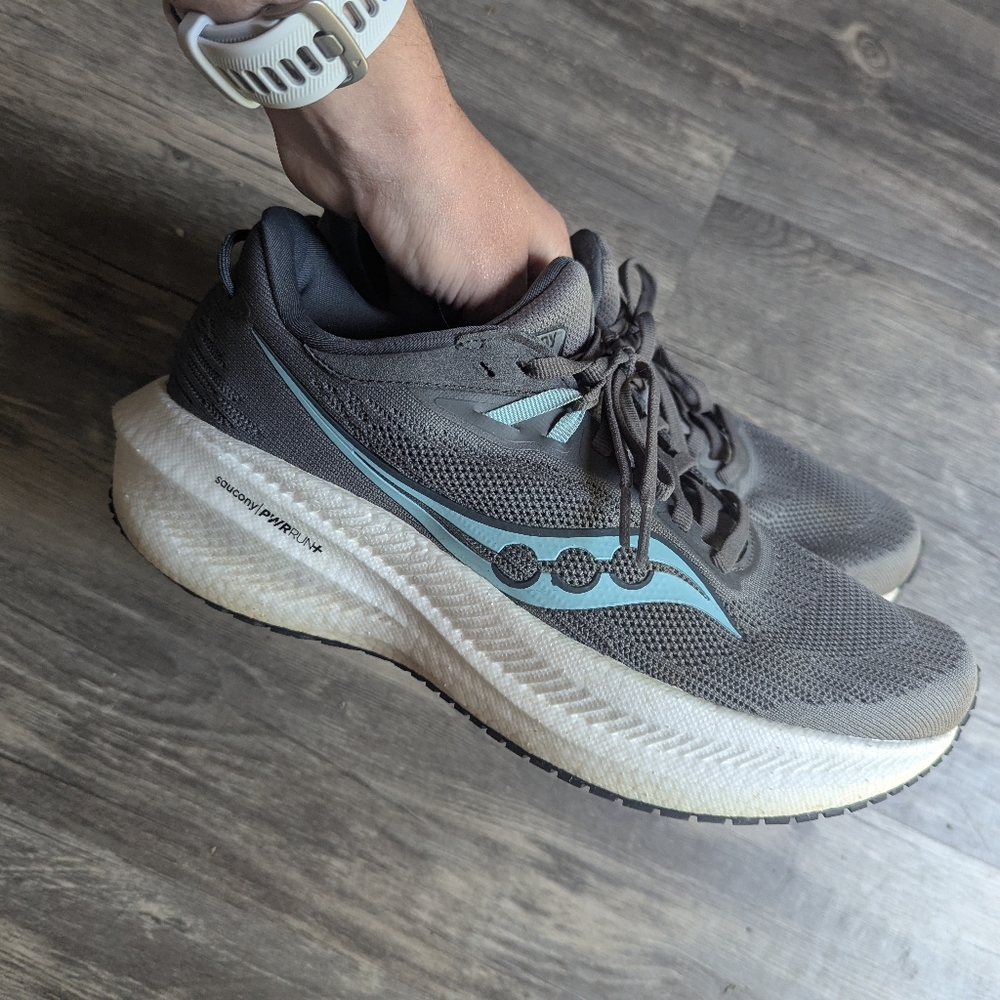 Saucony Triumph 21 - W 9.5